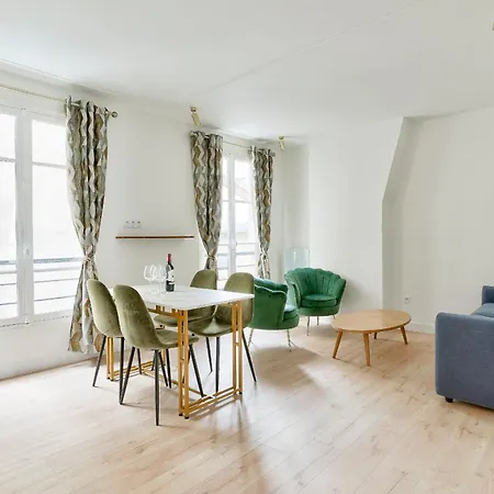 A Montmartre-sacre Coeur Apartment Paris